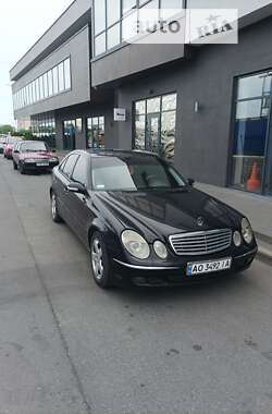 Седан Mercedes-Benz E-Class 2002 в Мукачево