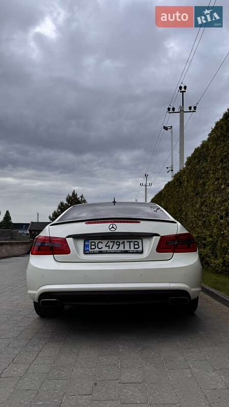 Купе Mercedes-Benz E-Class 2012 в Львове