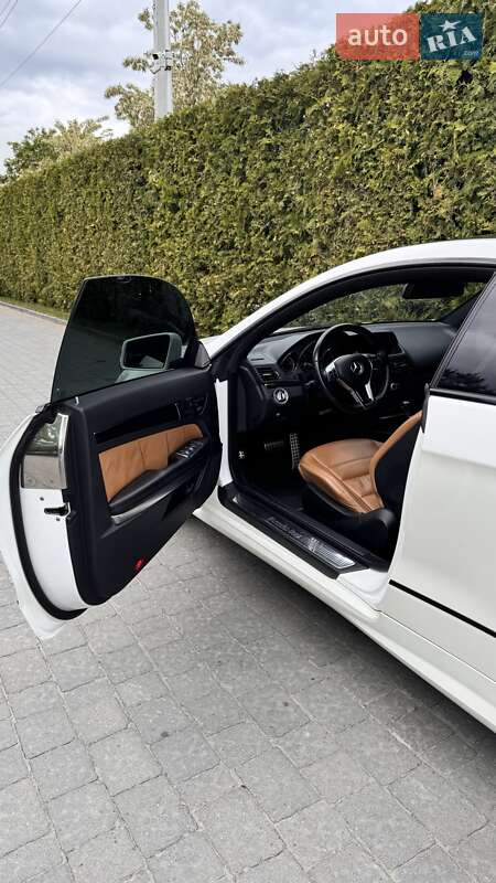 Купе Mercedes-Benz E-Class 2012 в Львове