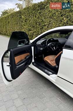 Купе Mercedes-Benz E-Class 2012 в 