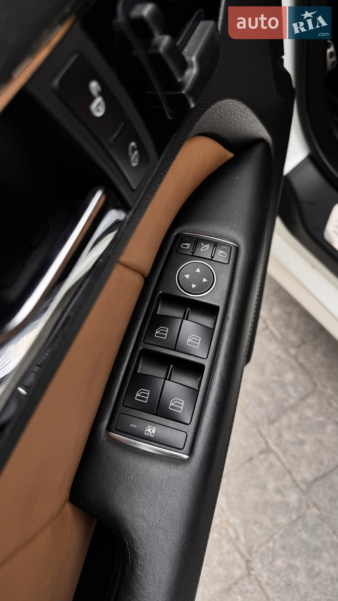 2012 Mercedes-Benz E-klasse - мініатюра 18