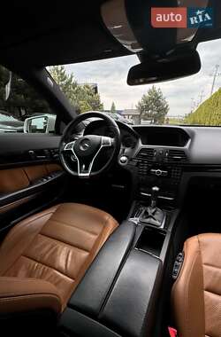 Купе Mercedes-Benz E-Class 2012 в 