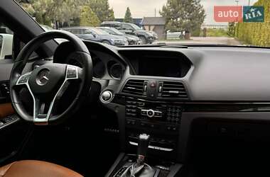Купе Mercedes-Benz E-Class 2012 в 