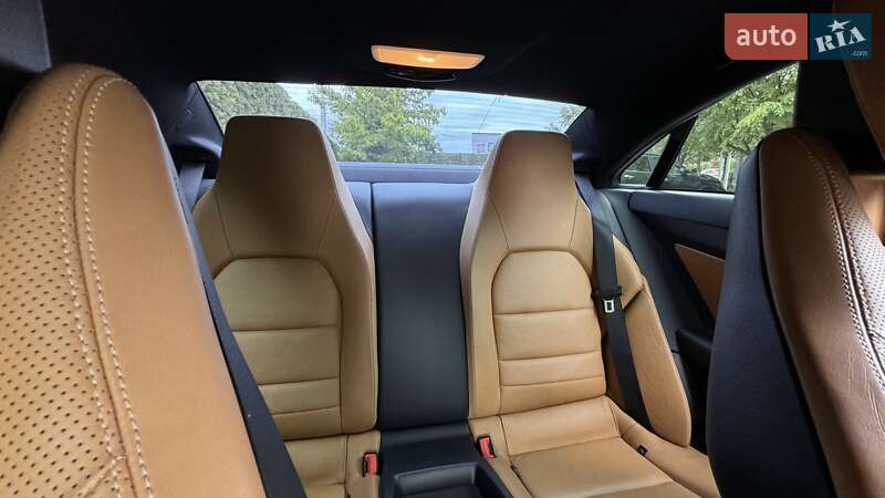 Купе Mercedes-Benz E-Class 2012 в Львове