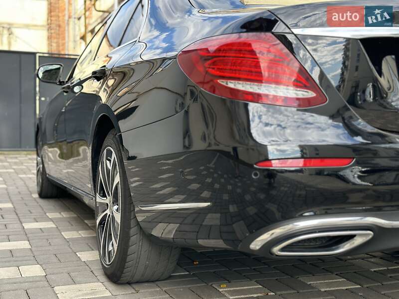 Седан Mercedes-Benz E-Class 2018 в Сваляві