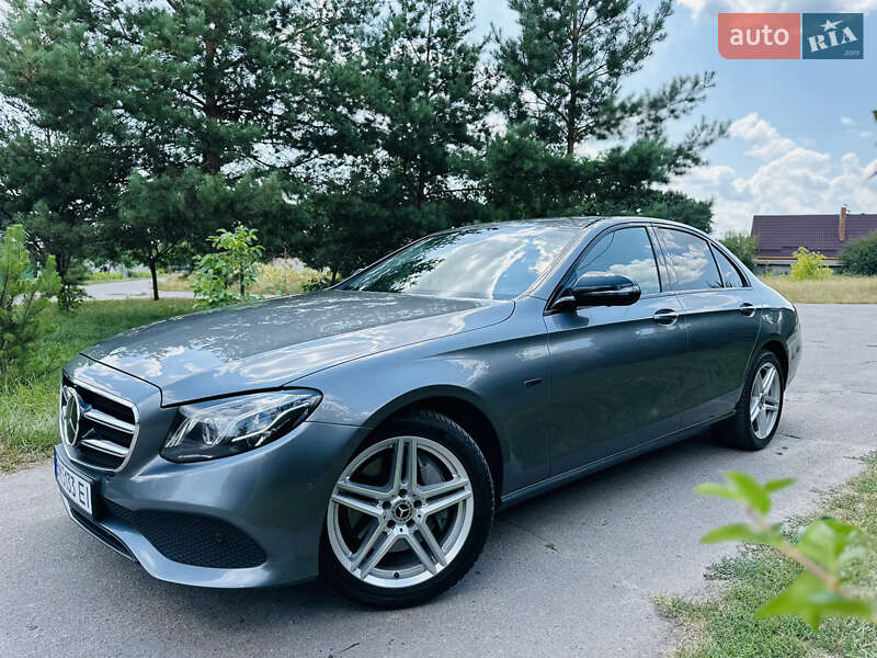 Седан Mercedes-Benz E-Class 2019 в 
