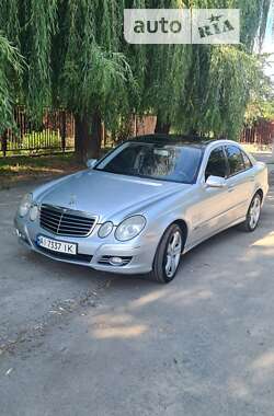 Седан Mercedes-Benz E-Class 2009 в Ірпені