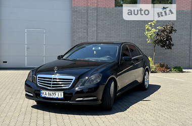 Седан Mercedes-Benz E-Class 2013 в Костополе