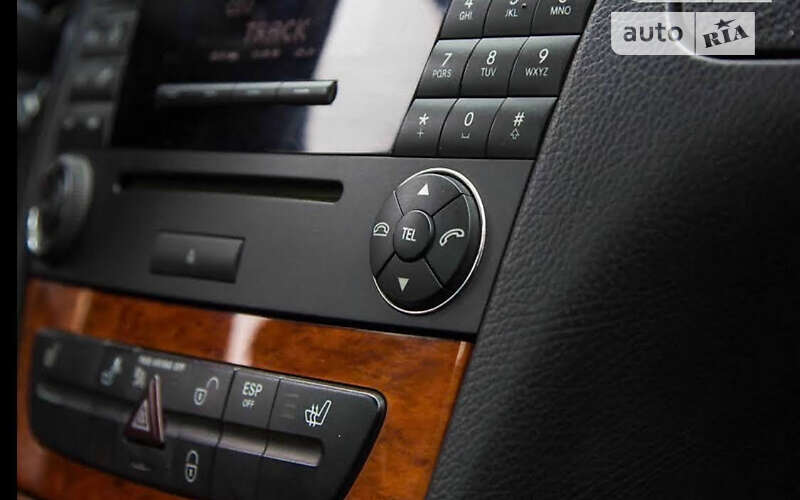 Седан Mercedes-Benz E-Class 2006 в Запорожье