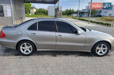 Седан Mercedes-Benz E-Class 2006 в Виноградове