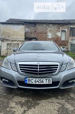 Седан Mercedes-Benz E-Class 2009 в Самборі