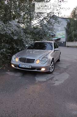 Седан Mercedes-Benz E-Class 2004 в Виннице