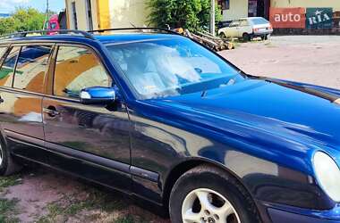 Универсал Mercedes-Benz E-Class 2000 в 