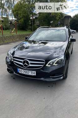 Универсал Mercedes-Benz E-Class 2013 в Тячеве