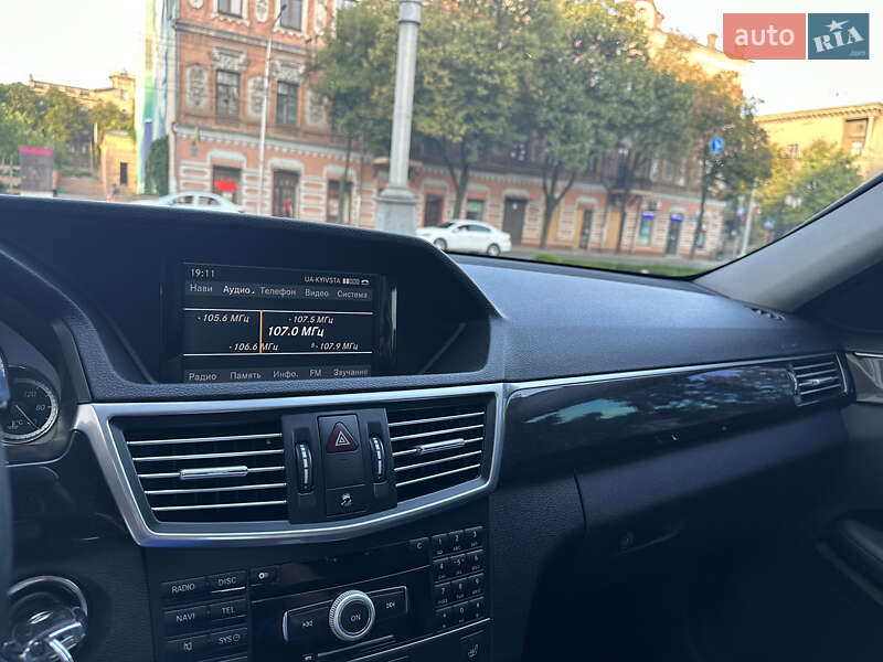 Седан Mercedes-Benz E-Class 2009 в Запоріжжі