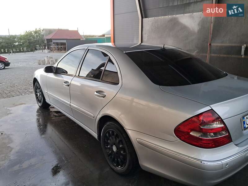 Седан Mercedes-Benz E-Class 2005 в Кельменцях фото 17 Седан Mercedes-Benz E-Class 2005 в Кельменцях