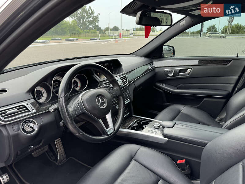 Седан Mercedes-Benz E-Class 2015 в Ровно фото 15 Седан Mercedes-Benz E-Class 2015 в Ровно
