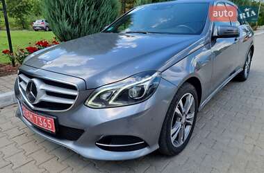 Седан Mercedes-Benz E-Class 2015 в 