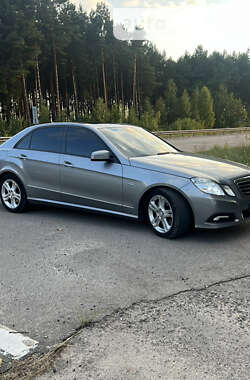 Седан Mercedes-Benz E-Class 2010 в Ковеле