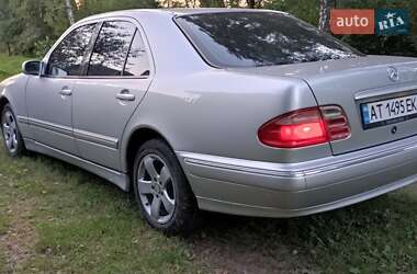 Седан Mercedes-Benz E-Class 2000 в Коломые