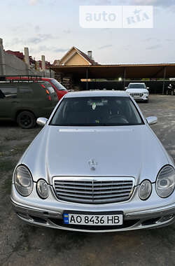 Седан Mercedes-Benz E-Class 2003 в Перечине