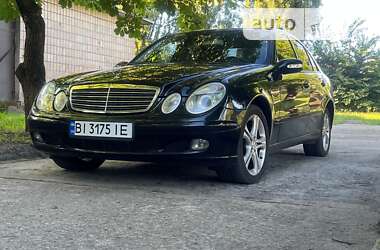 Седан Mercedes-Benz E-Class 2004 в Горішніх Плавнях