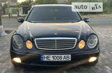 Седан Mercedes-Benz E-Class 2004 в Николаеве