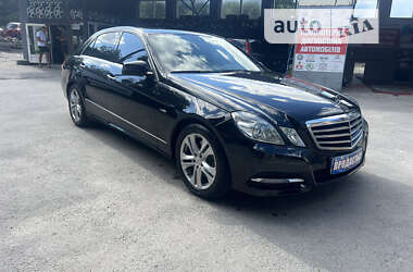 Седан Mercedes-Benz E-Class 2010 в Кременці