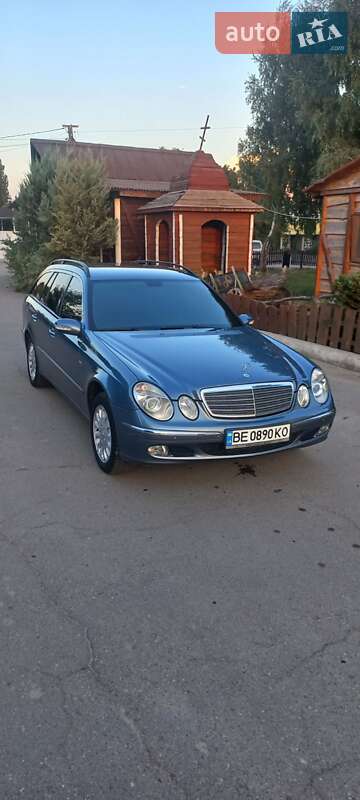 Mercedes-Benz E-Class 2004
