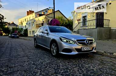 Універсал Mercedes-Benz E-Class 2013 в Шацьку