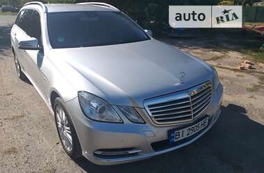 Універсал Mercedes-Benz E-Class 2012 в Лубнах