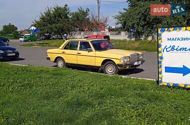 Седан Mercedes-Benz E-Class 1979 в Киеве