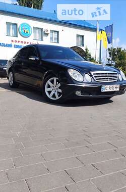 Седан Mercedes-Benz E-Class 2003 в Тернополе