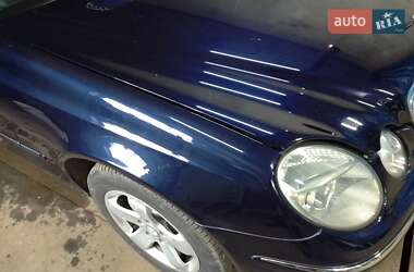 Универсал Mercedes-Benz E-Class 2004 в Черновцах