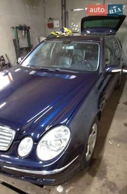 Универсал Mercedes-Benz E-Class 2004 в Черновцах