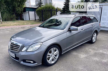 Універсал Mercedes-Benz E-Class 2011 в Києві