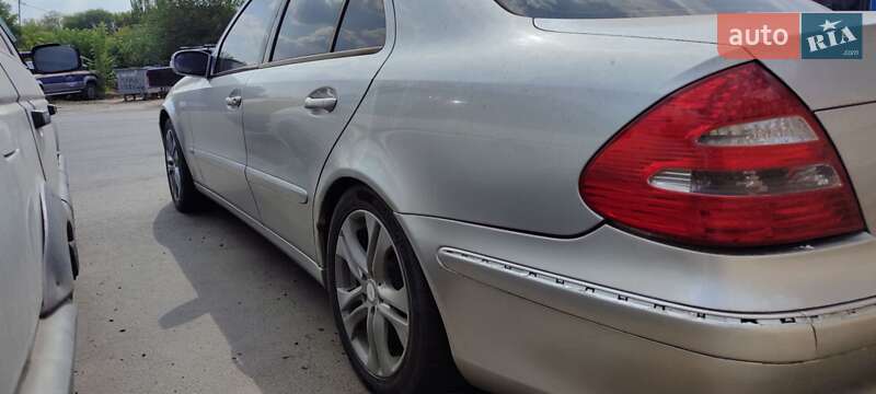 Седан Mercedes-Benz E-Class 2002 в Запоріжжі фото 3 Седан Mercedes-Benz E-Class 2002 в Запоріжжі