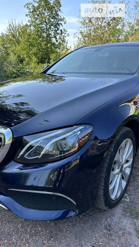 Универсал Mercedes-Benz E-Class 2018 в Нововолынске