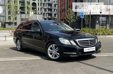 Универсал Mercedes-Benz E-Class 2011 в Киеве