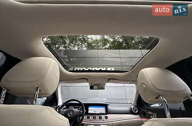 Седан Mercedes-Benz E-Class 2018 в 