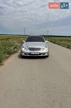 Седан Mercedes-Benz E-Class 2003 в Кропивницком