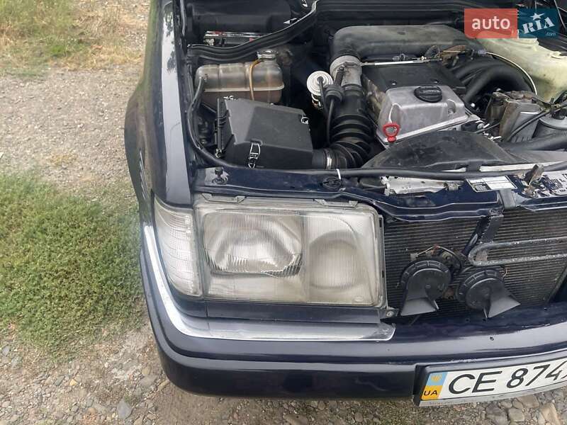 Універсал Mercedes-Benz E-Class 1994 в Чернівцях