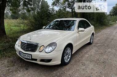 Седан Mercedes-Benz E-Class 2007 в Львове