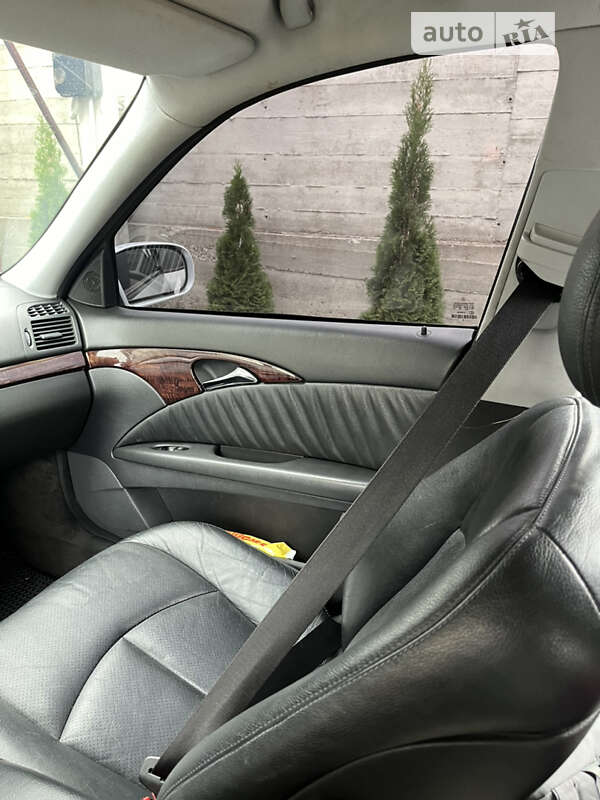 Универсал Mercedes-Benz E-Class 2005 в Стрые фото 25 Универсал Mercedes-Benz E-Class 2005 в Стрые