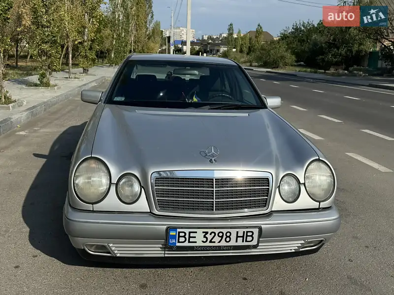 Седан Mercedes-Benz E-Class 1998 в 