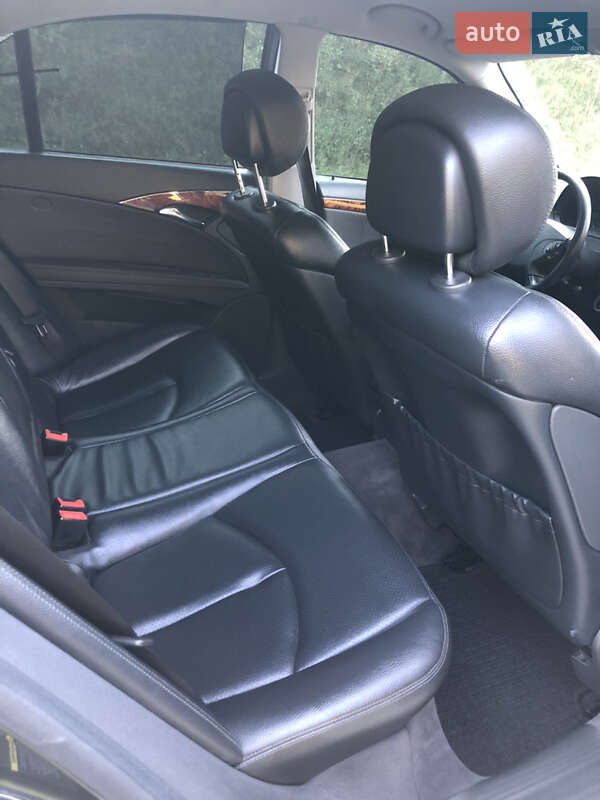 Седан Mercedes-Benz E-Class 2006 в Самборе