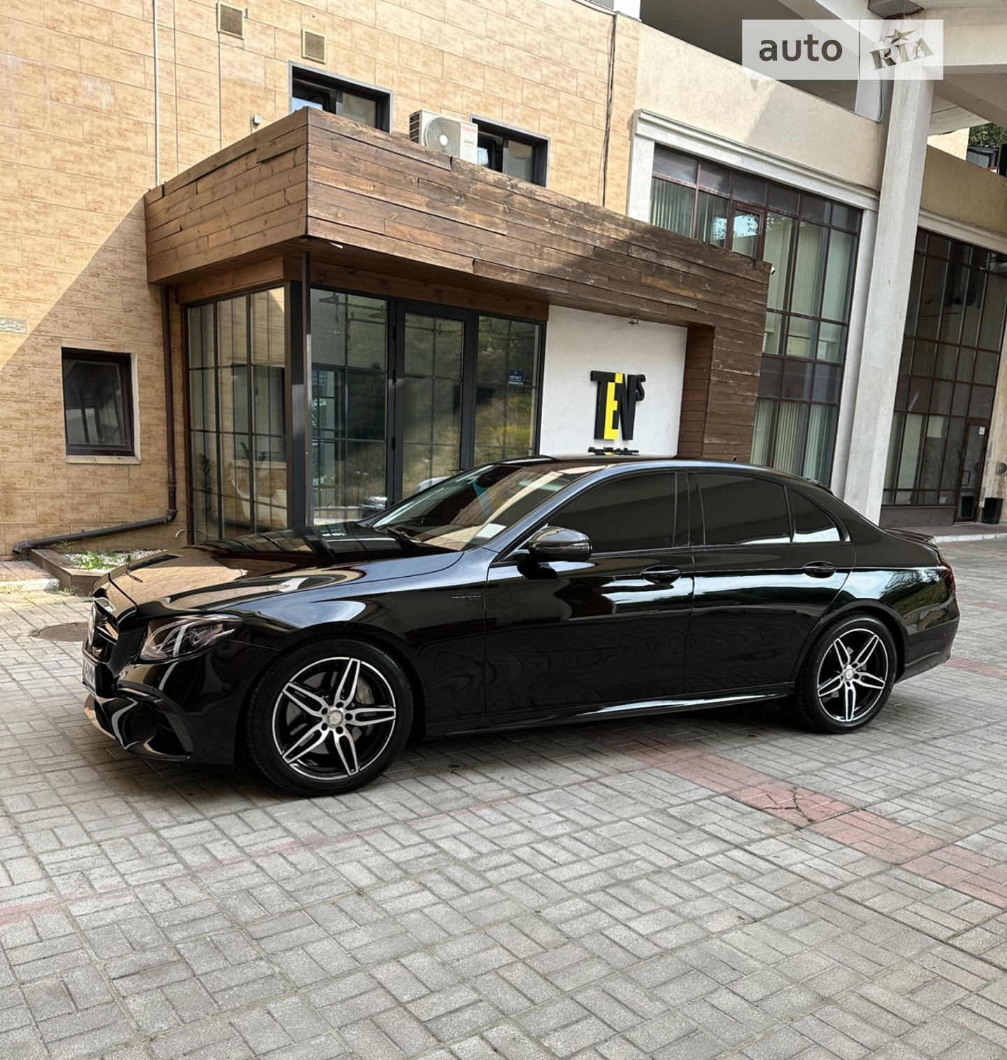 2016 Mercedes-Benz E-klasse - мініатюра 41