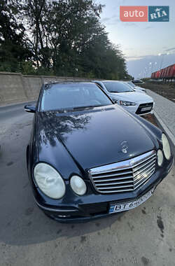 Седан Mercedes-Benz E-Class 2003 в Одессе