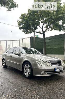 Седан Mercedes-Benz E-Class 2004 в Берегово