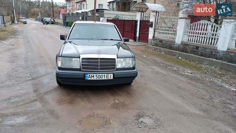 Седан Mercedes-Benz E-Class 1991 в 